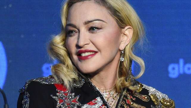 Madonna und Elton John begraben Kriegsbeil