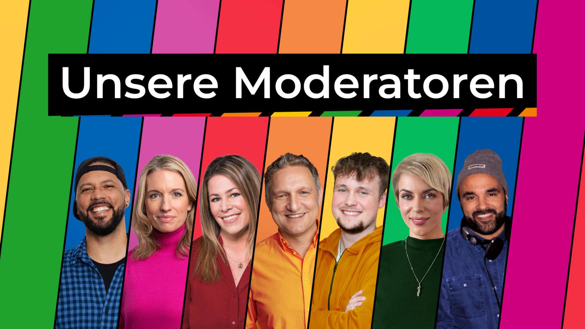 alle 80er 90er OLDIE ANTENNE-Moderatoren nebeneinader, verschiedene Menschen in bunter Kleidung vor einem farblich passenden Hintergrund