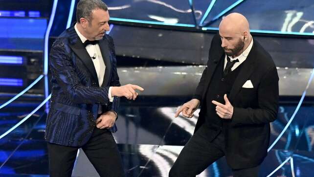 «Saturday Night Fever»: Travolta macht Ententanz in Sanremo
