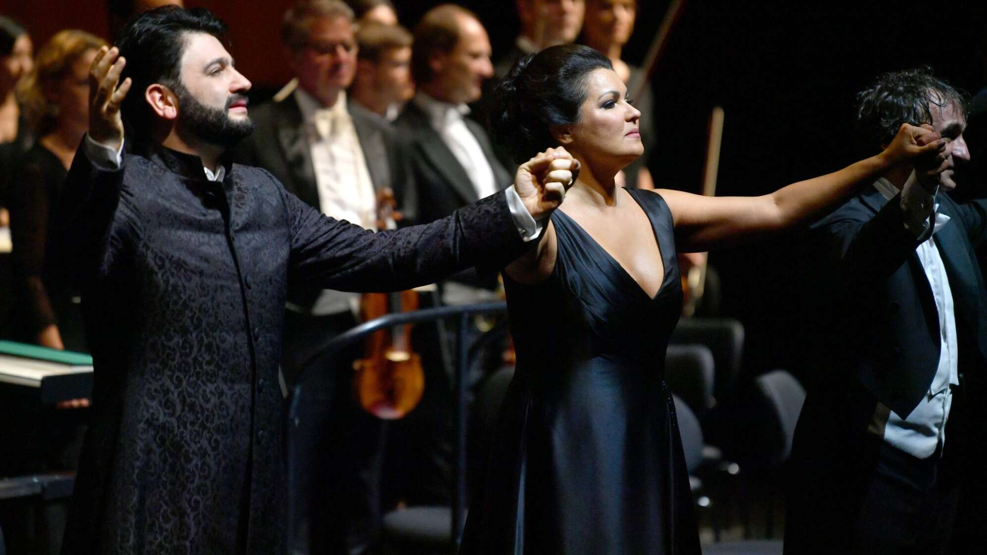 Starsopranistin Anna Netrebko und Tenor Yusif Eyvazov